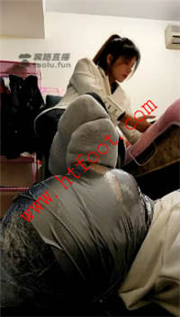 gy23gkvu5hh.jpg