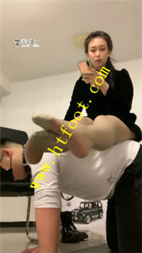 i2q4faqtb5c.jpg