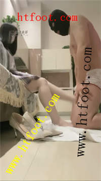 julhgt1tcwn.jpg