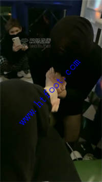 rop5myq3okm.jpg