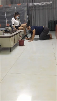 qkmwy235533.jpg