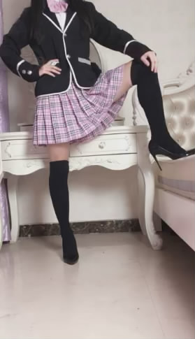 3xe1k2hicha.jpg