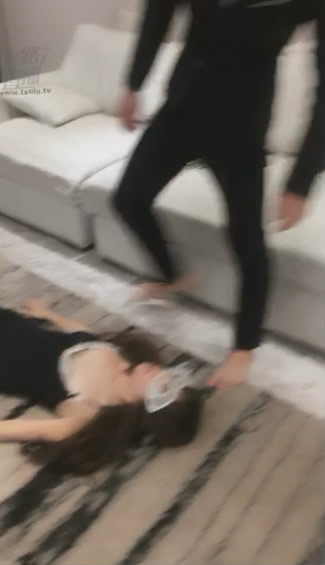 xmjmvwm51pv.jpg