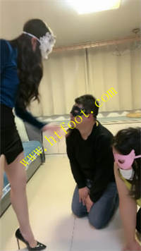 yqo53whyitk.jpg