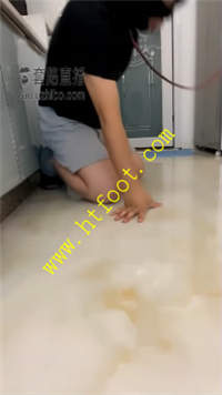 m0qfyvsb0kb.jpg