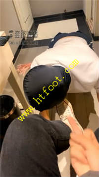 gwj1nf2eyra.jpg