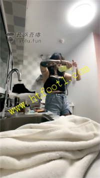 ezc3h4w5vln.jpg