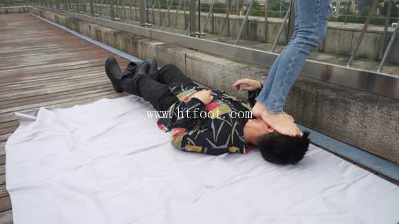 35abgu3rrtn.jpg