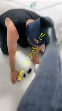 14bcdyiuccr.jpg