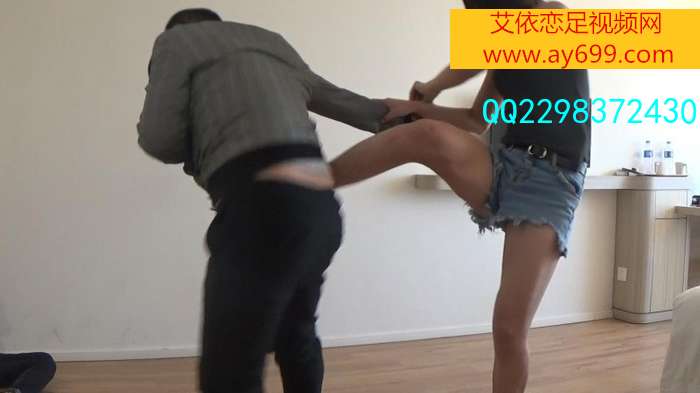 m1lxrvx2agp.jpg