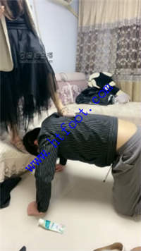 l0r45kexv4i.jpg