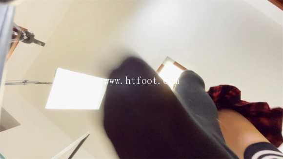 lf4ftncvfx1.jpg
