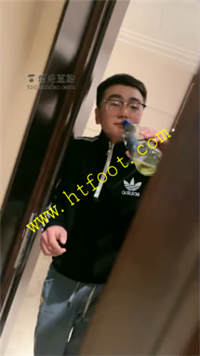 ik3jzj54xl0.jpg