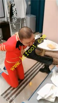 hldnqnfnbz4.jpg