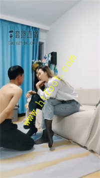 yohqqwr44p4.jpg
