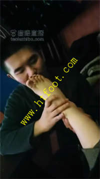 vzmv50nmxbc.jpg