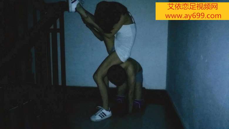 yfi0ww42j41.jpg