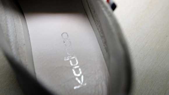 rpzx12sccvk.jpg