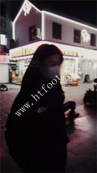 tnf4ti2lwu0.jpg