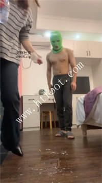 tuib0zitabq.jpg