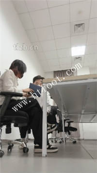 ut2x02glrw3.jpg