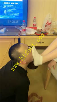 23cik1bxlvy.jpg