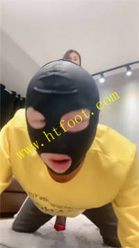 trf04nqwbc1.jpg