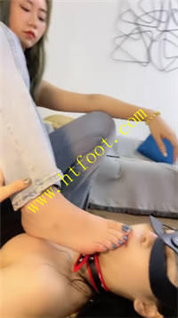 mjb3zopoifr.jpg