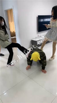 wl02zx5akfl.jpg
