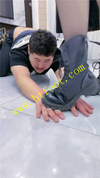 twkwhfizn2l.jpg