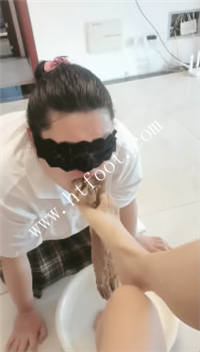 rfrnmahhcer.jpg