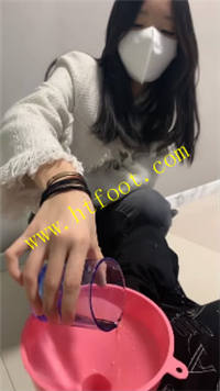 kbp12ssiwbj.jpg