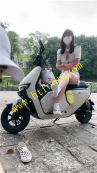 xt4dsqwlpzo.jpg