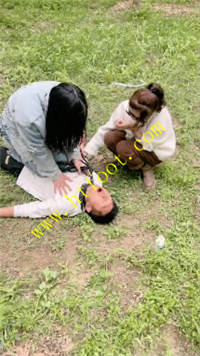 brkts2ftaqd.jpg