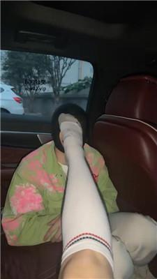 xbxs2kjb5a0.jpg