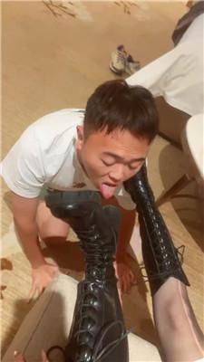 om2sbrgzou2.jpg