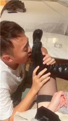 45d2sjn1v41.jpg