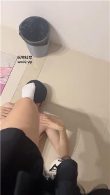 av2wdbjhf32.jpg