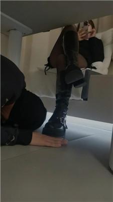 xrx5ijbqsoy.jpg