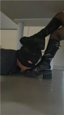 qhnftiv2wsh.jpg