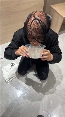 4dwiqbbjm53.jpg
