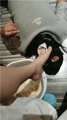 1lyrl0yovvr.jpg