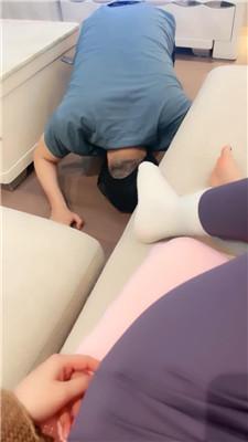 moust5w3np5.jpg