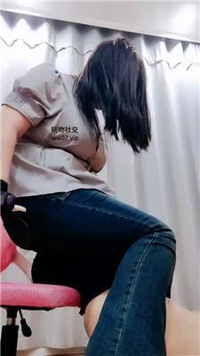 vz1quh02mdi.jpg