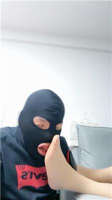 iqxus01efwu.jpg