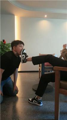 ilcp404detj.jpg