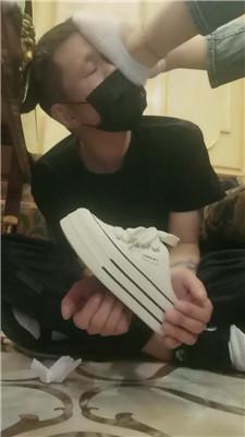 gye1dz3lizj.jpg