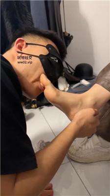 32ejwr0jmjh.jpg
