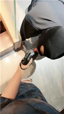 y4adsoe2t05.jpg