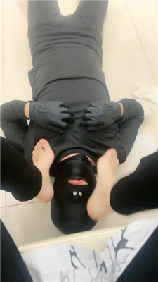 hlzznvnqqa3.jpg